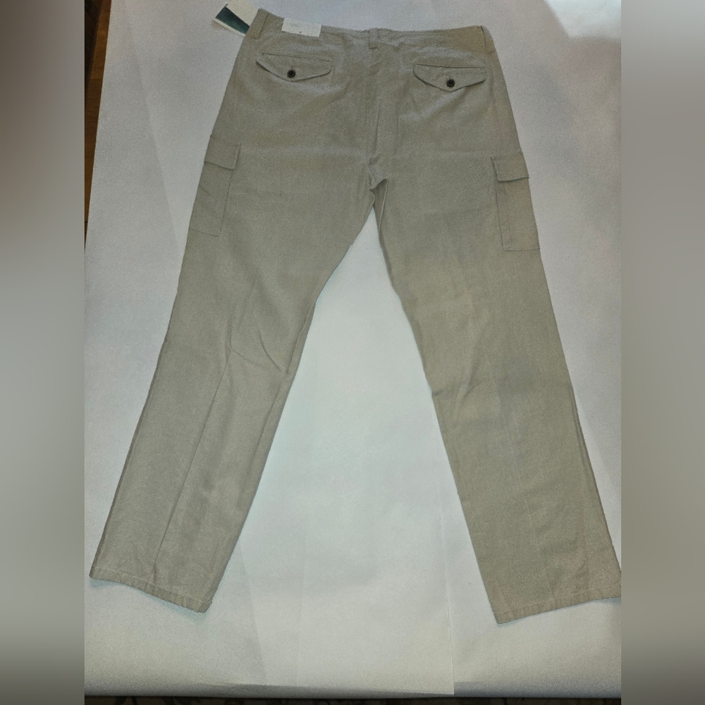 Cubavera Tan Cargo Pants with Straight Leg